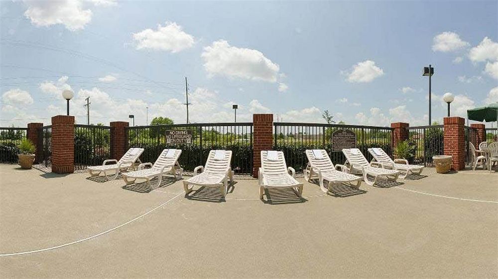 Holiday Inn Express Hotel & Suites Olive Branch By Ihg Екстер'єр фото